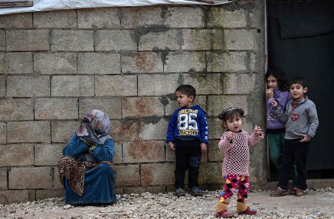 Turkey to establish refugee camps in nine regions of Idlib ahead of possible Afrin influx