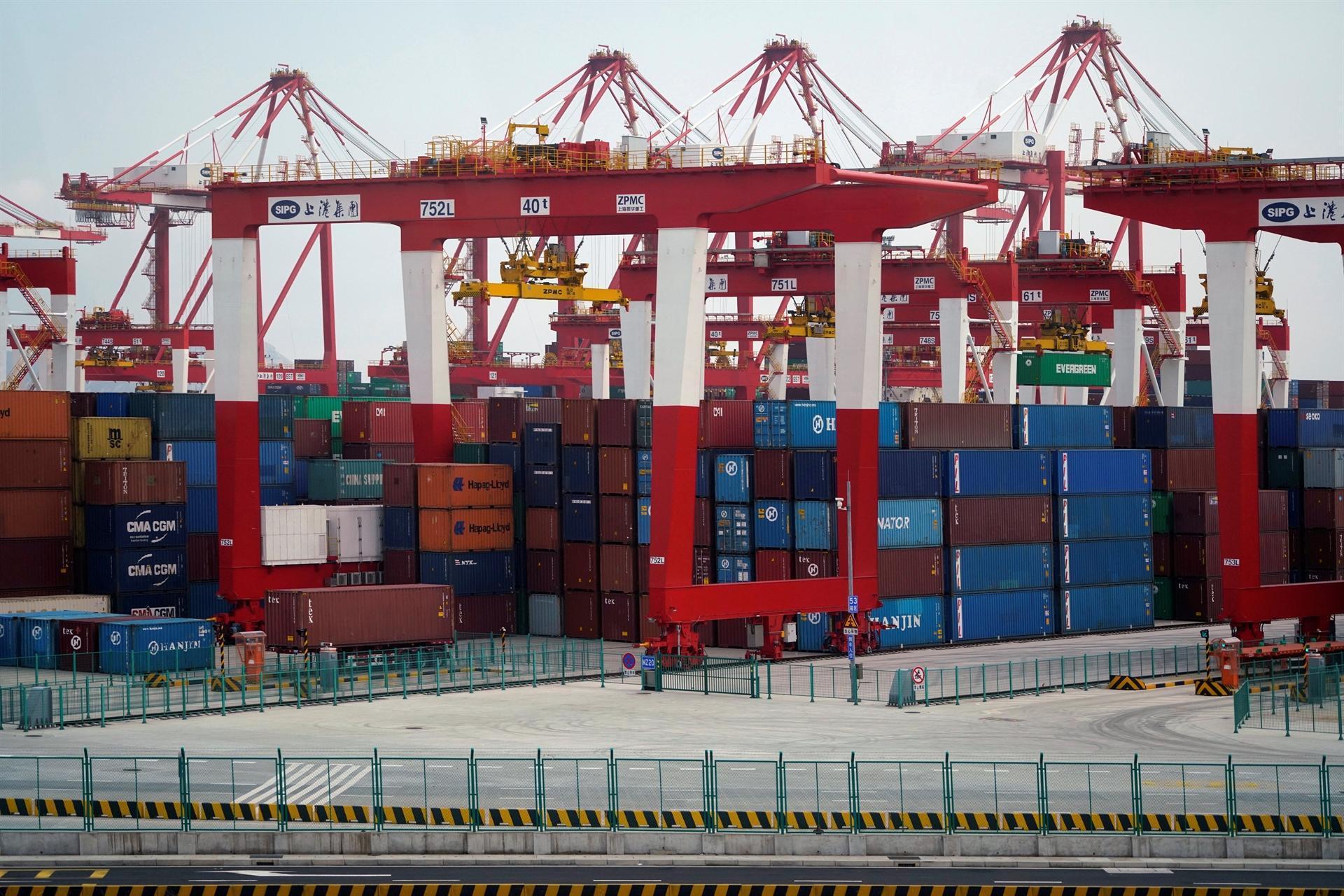 Trump eyes tariffs on up to $60 bln Chinese goods