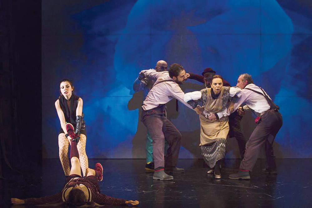 Adana prepares for theater festival