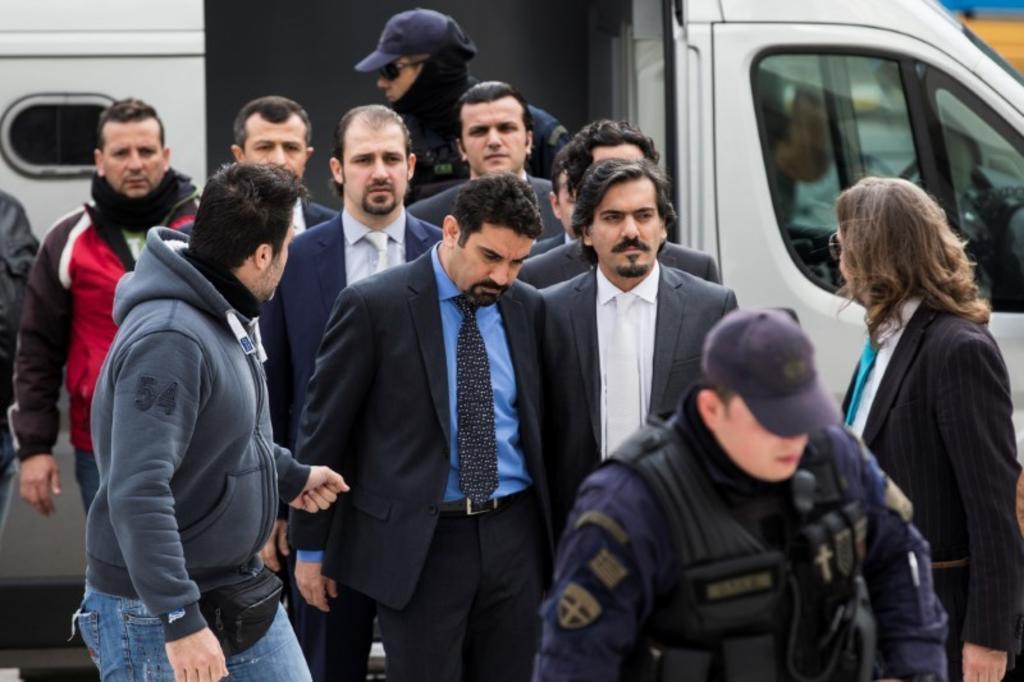 Greek appeals court rejects Turkey’s request for extradition of eight soldiers