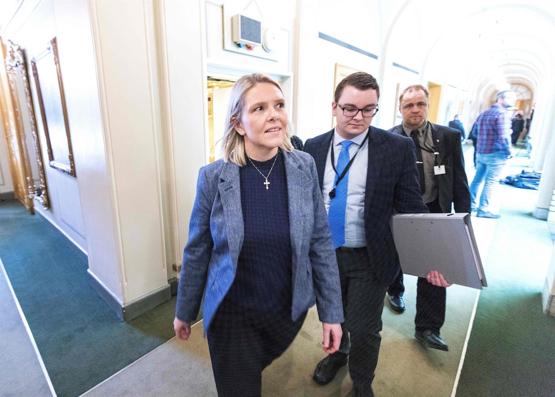 No-confidence vote may lead to Norway gov’t fall