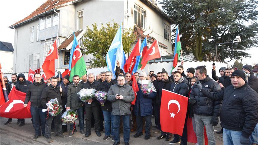 Turks in Copenhagen protest embassy attack