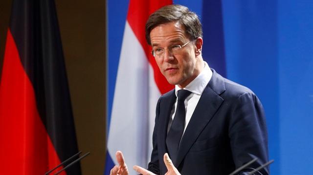 Dutch PM hails Turkey for sticking to refugee treaty