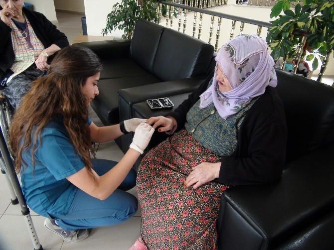 1.3 million students begin serving needy people in Turkish internship program