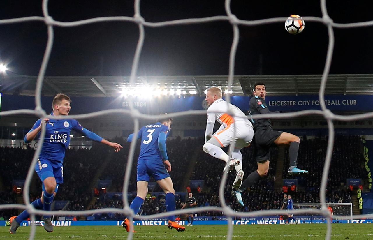 Spurs look to end Chelsea hoodoo at Stamford Bridge