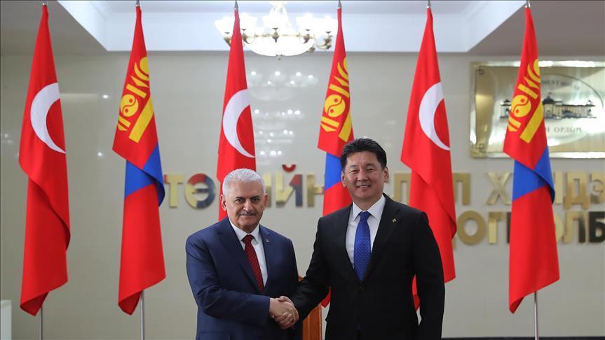 Turkish PM Yıldırım arrives in Mongolia