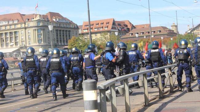Swiss police use rubber bullets to disperse PKK protest
