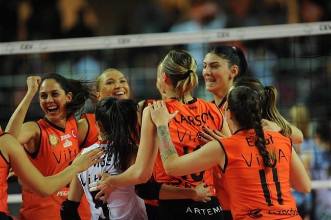 Eczacıbaşı women claim European title