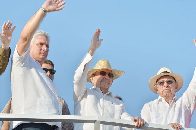 Castro will still hold key guiding role after handover