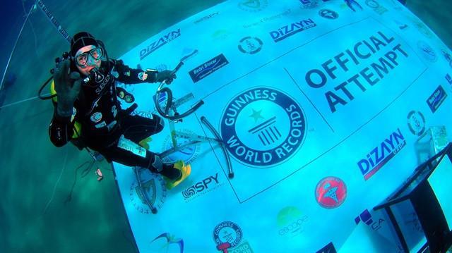 Turkish ‘aquarium man’ prepares to break new world dive record