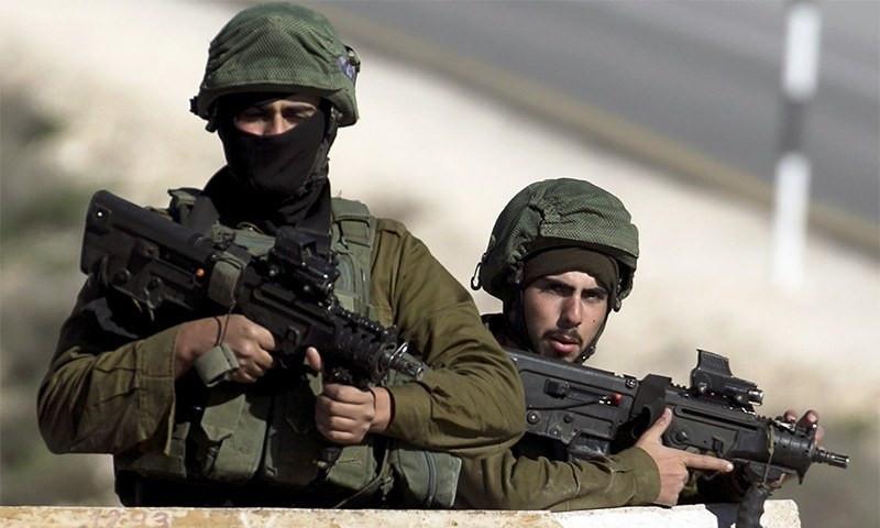 Israeli troops kill two Palestinians