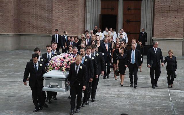 Past presidents, family and friends bid farewell to Barbara Bush