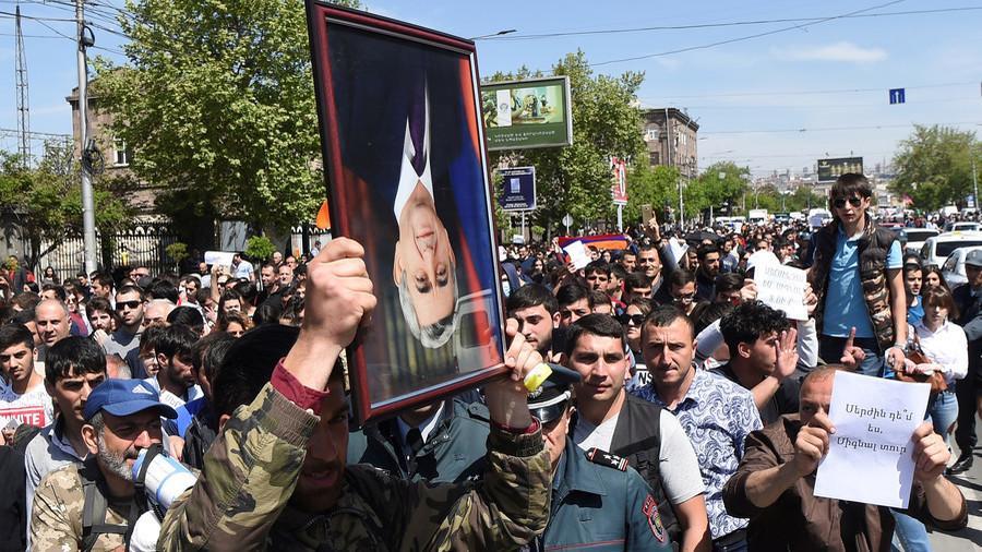 Armenia detains anti-government protest leader as tensions rise