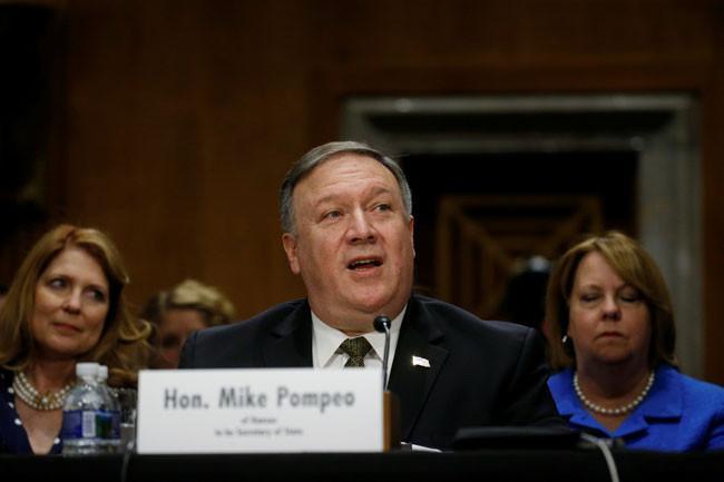 Senate panel narrowly recommends Pompeo as US diplomatic chief