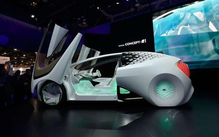 Toyota to build test track for self-driving cars