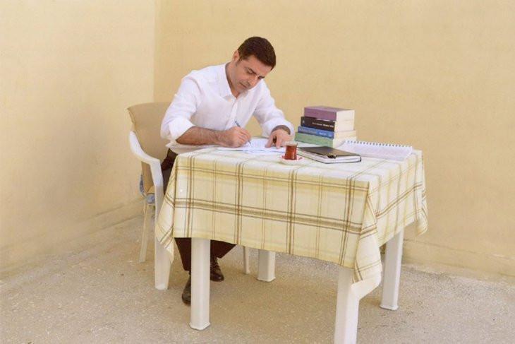 Jailed presidential runner Demirtaş says fair elections impossible under state of emergency