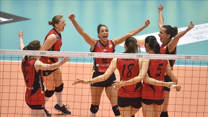 Vakıfbank advances to finals in top volleyball league