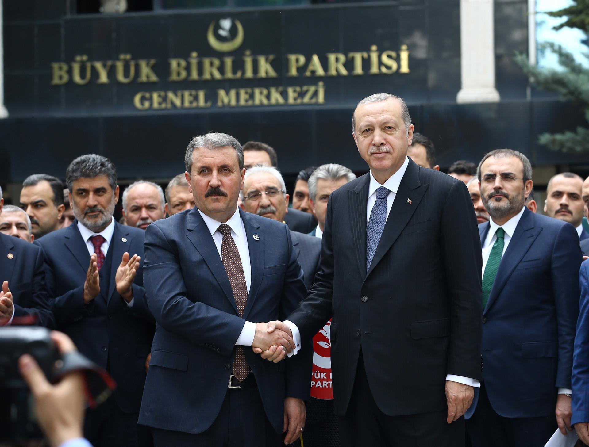 Erdoğan talks campaign details with BBP chair