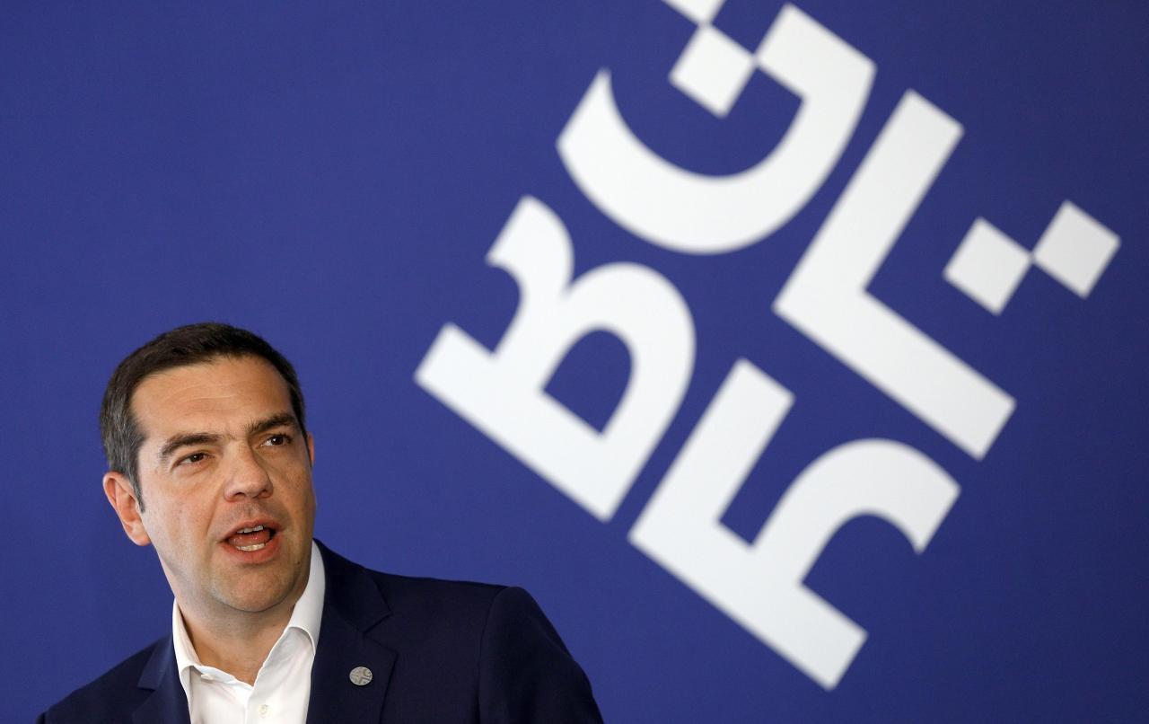Greek PM to brief opposition parties over Macedonia name dispute