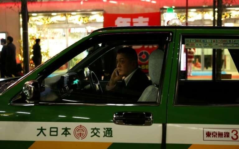 Uber taps into Japan with first taxi-hailing pilot