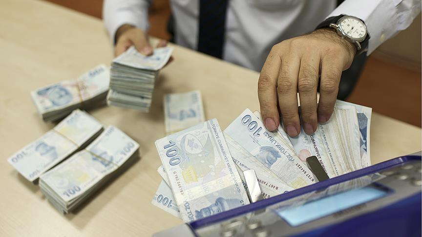 Ankara struggles to prop up plunging Turkish Lira