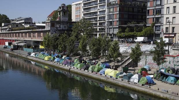 French government orders evacuation of Paris migrant camp