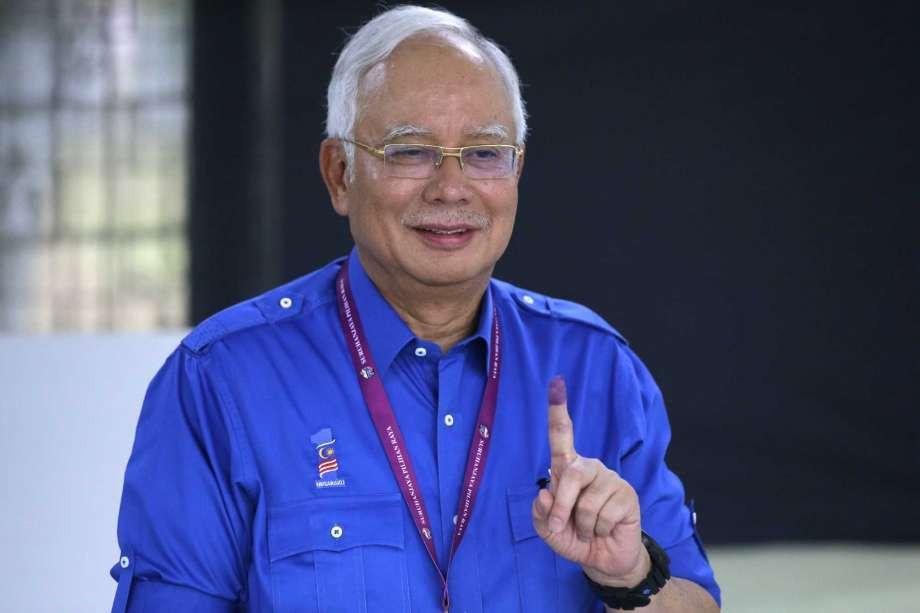 Stunning fall of Malaysia’s Najib ushers in hopes of reform