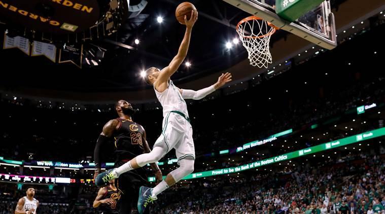 Celtics clamp down on Cavs, take 3-2 series edge