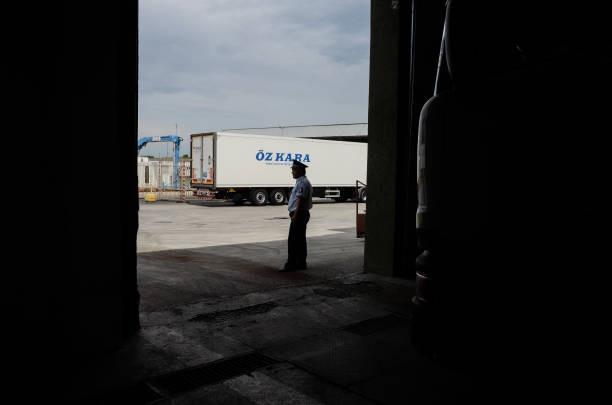 Bulgarian customs seize 191kg of heroin in Turkey-registered truck
