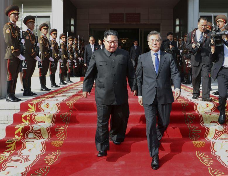 US team in N Korea raises expectations of a Trump-Kim summit