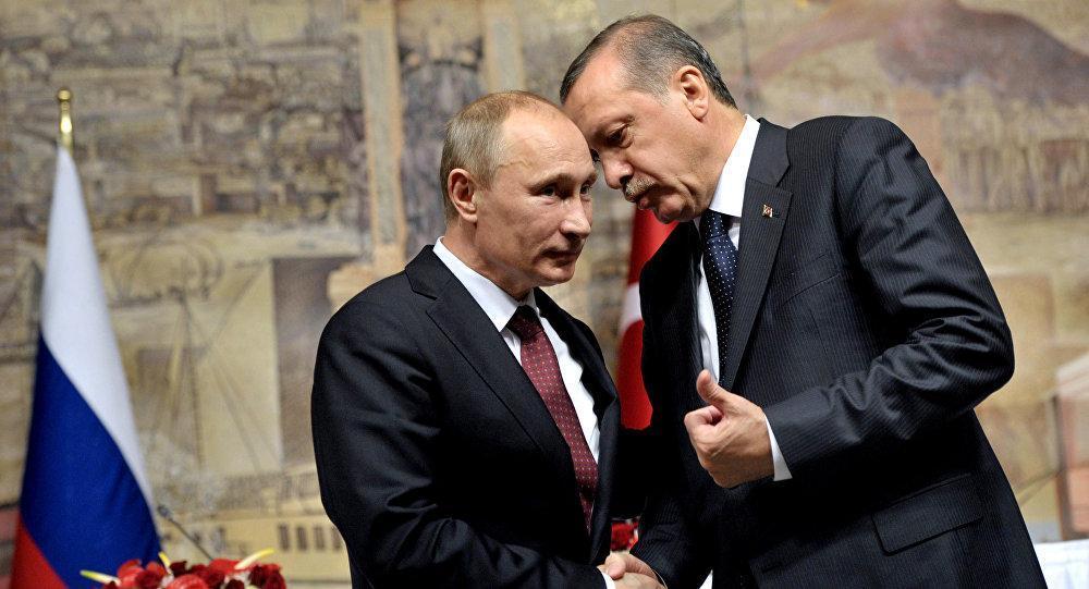 Erdoğan, Putin speak on phone, stress ‘importance of using local currencies in bilateral trade’