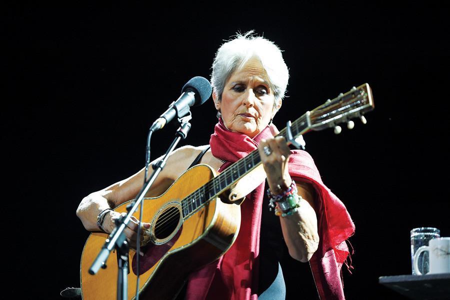 Joan Baez comes to Istanbul