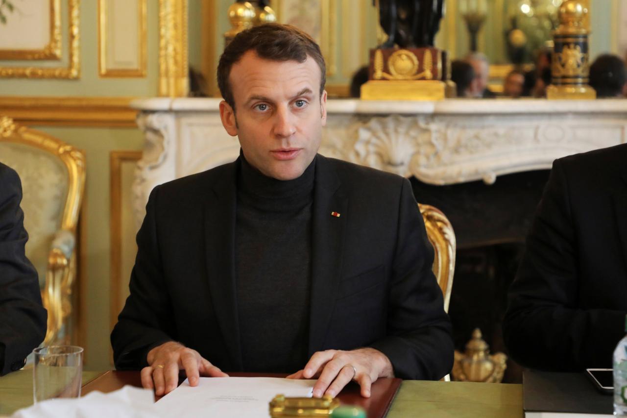 Turkish FM hits back at Macron over French magazine’s Erdoğan cover