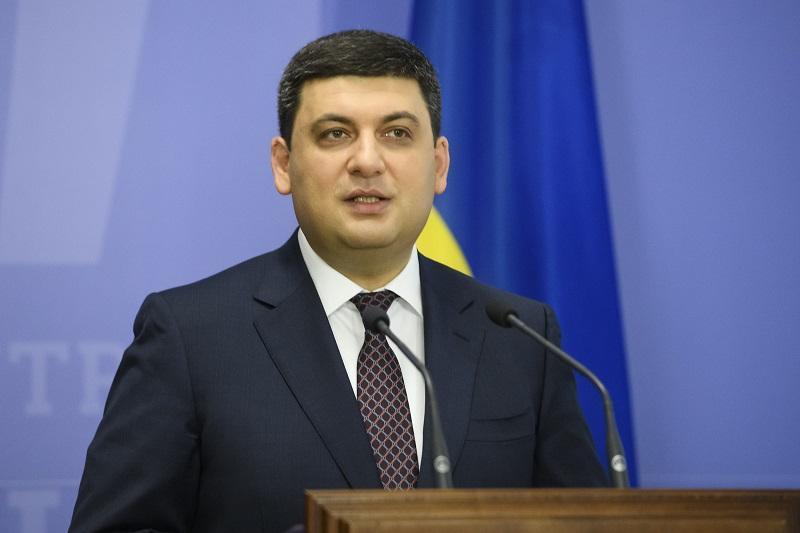 Ukraine PM threatens to quit