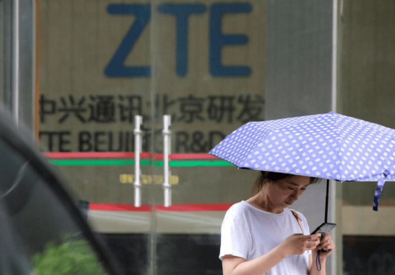 ZTEs shares slide on trade war jitters, lost 30 percent of market value this week