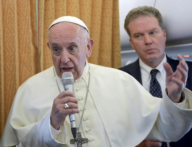 ‘Invest wisely’ in migrants’ home countries, says Pope Francis