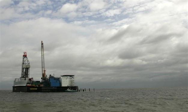 BP launches $28 billion Azerbaijan gas pipeline