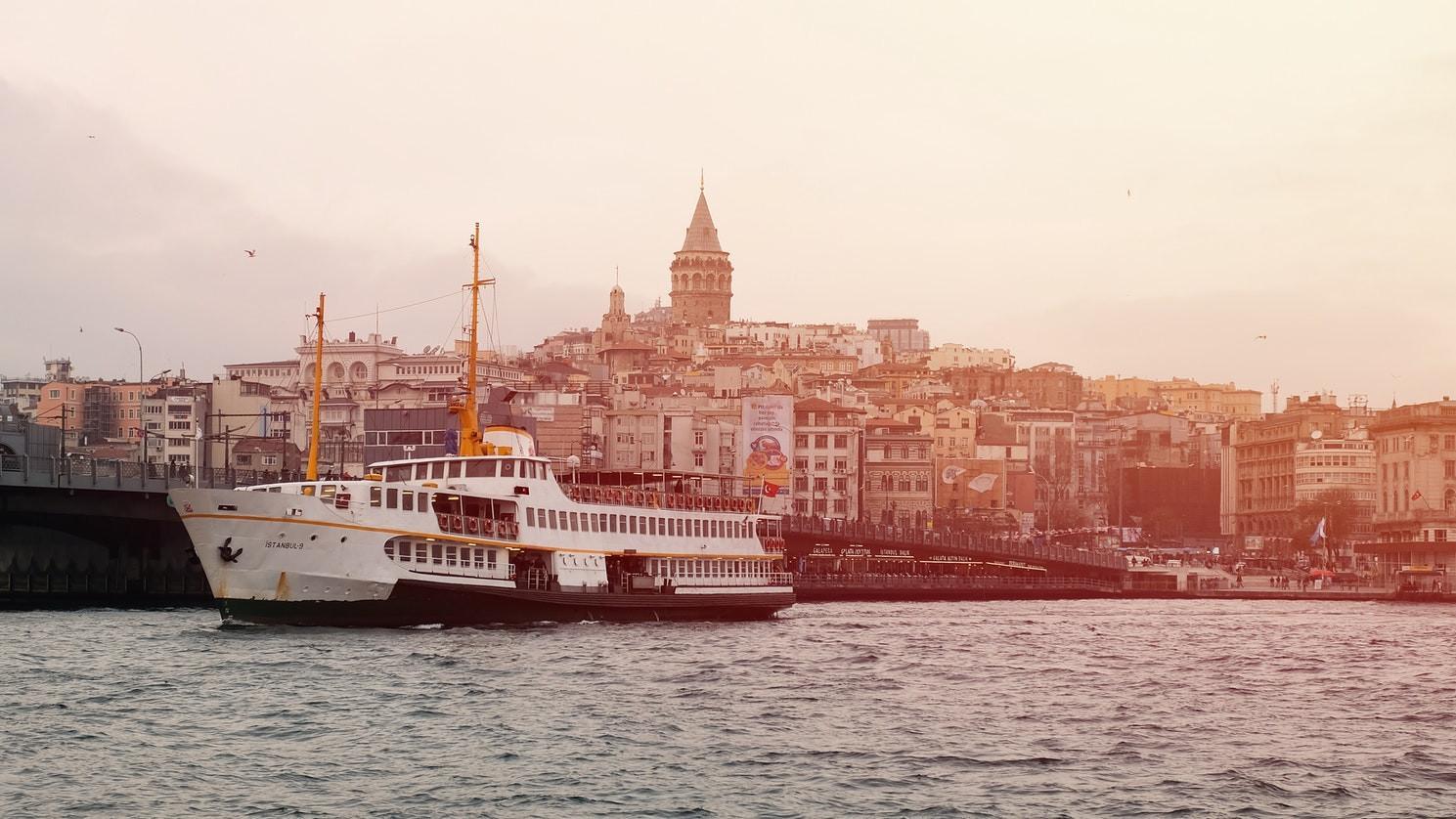 Indian billionaire gifts Istanbul trip to 3,500 employees
