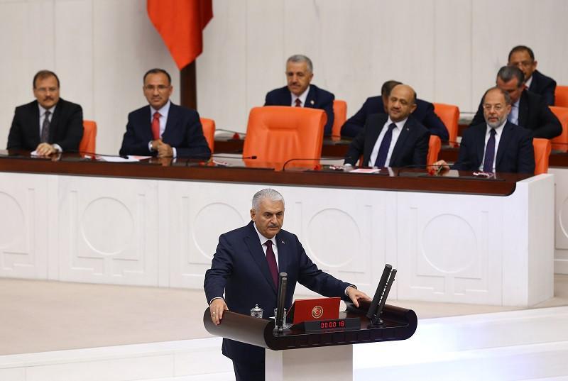 Turkish lawmakers take oath for parliament as Yıldırım nominated as new speaker