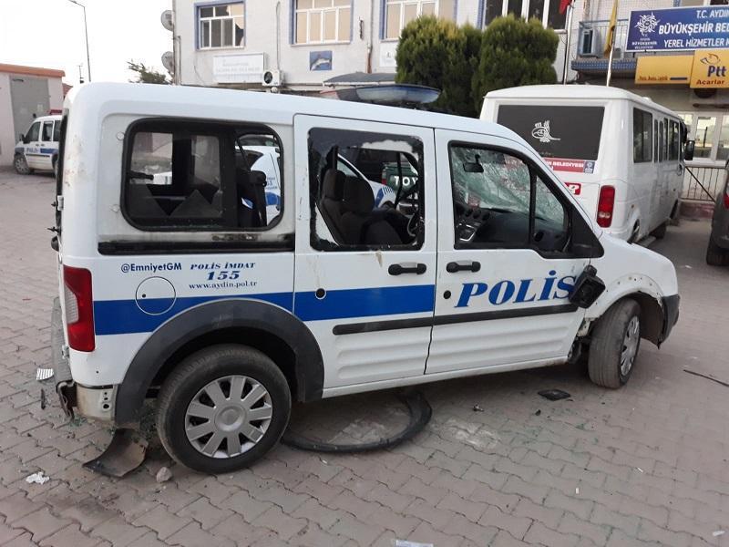Car with French number plate causes mayhem in small Turkish town