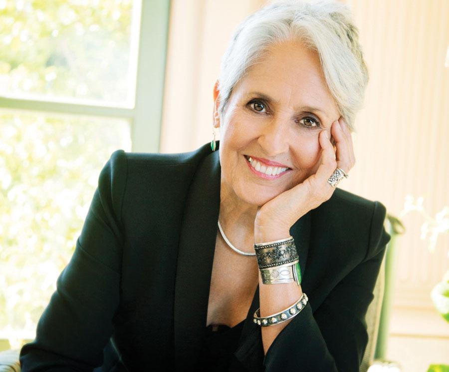 Activist musician Joan Baez in Turkey once again