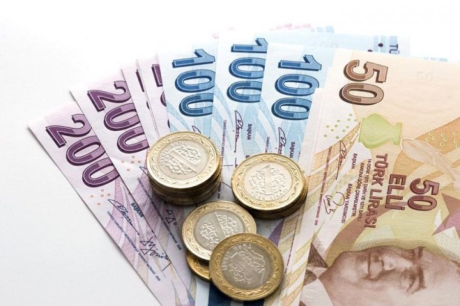 Turkish Lira skids past 5 to the dollar on US sanctions news