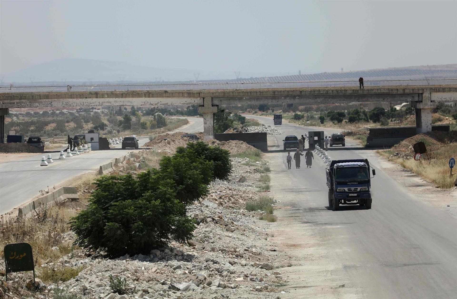 Syria rebel groups form new coalition as regime eyes Idlib