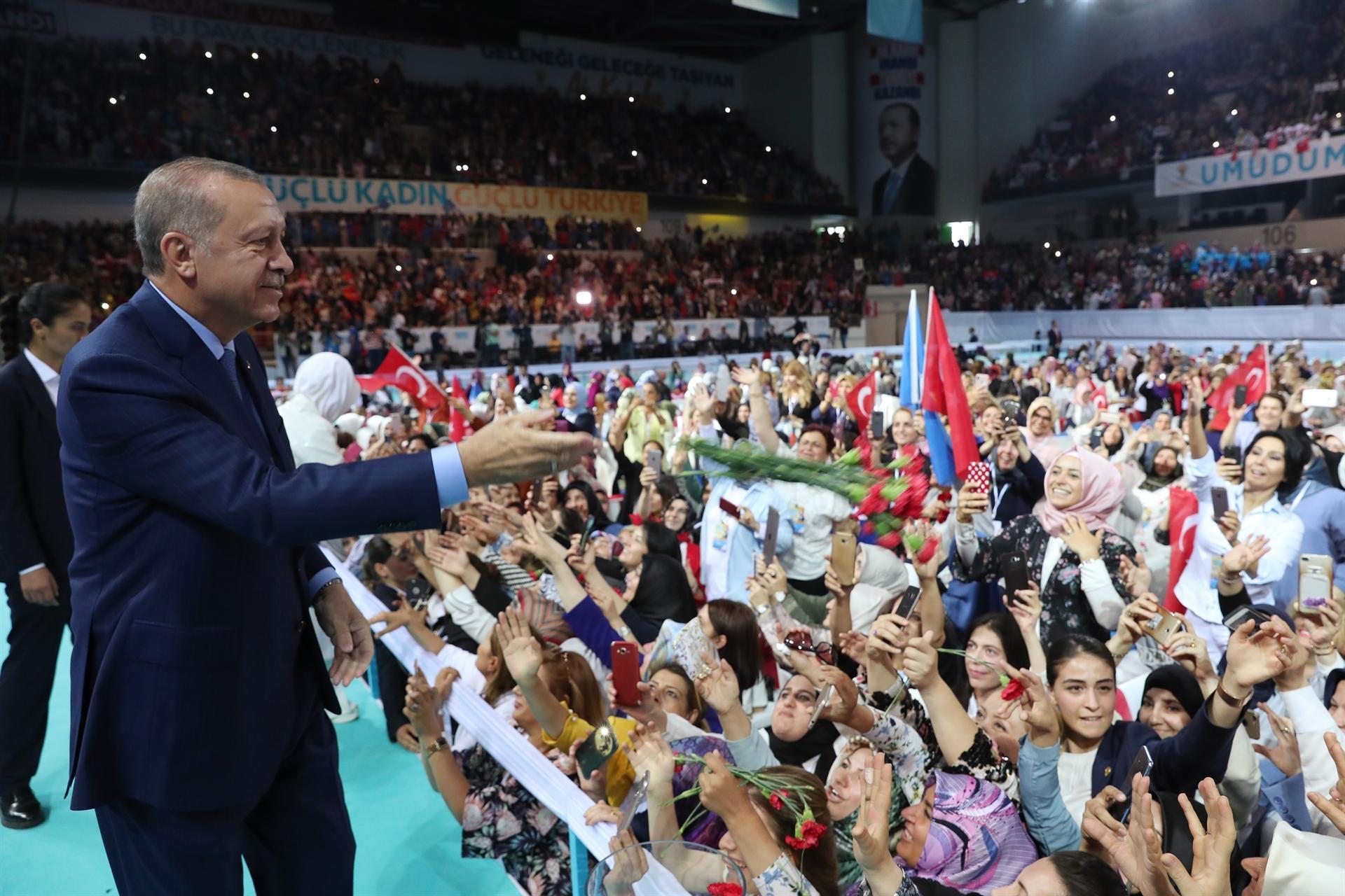 Turkey to freeze assets of two US ministers as retaliation to sanctions: Erdoğan