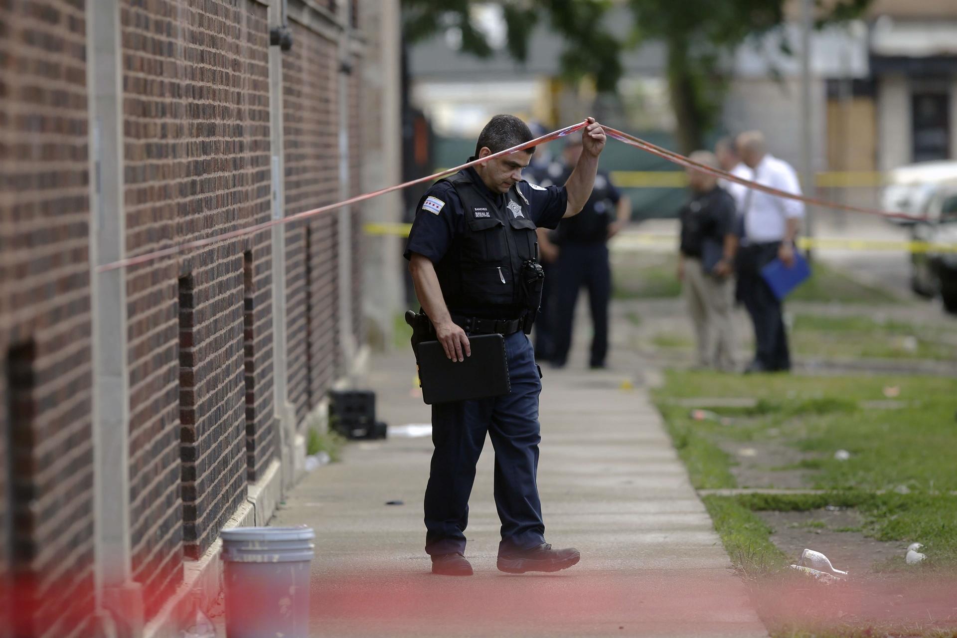 Five killed, dozens shot in Chicago ’violent night’