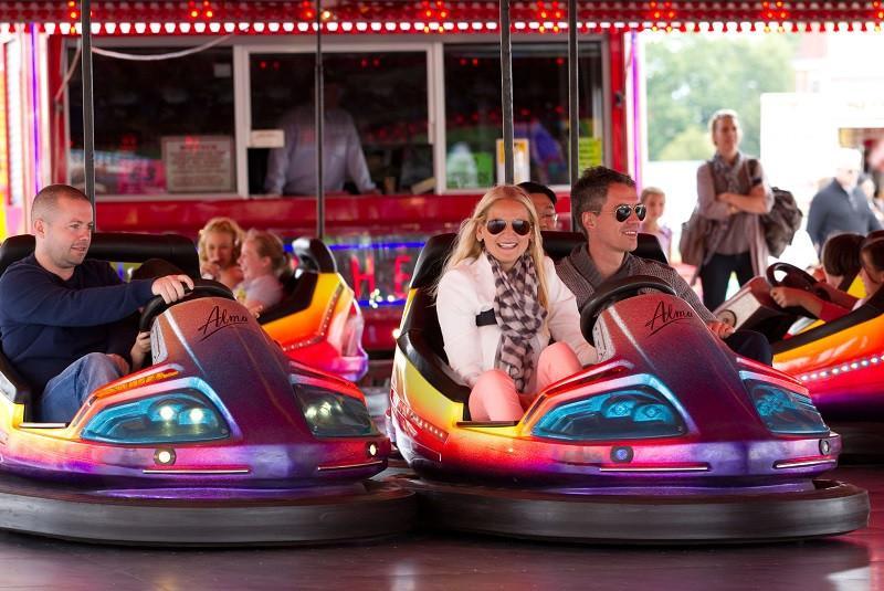 Annoying or peaceful Turks question why Finns don’t bump bumper cars