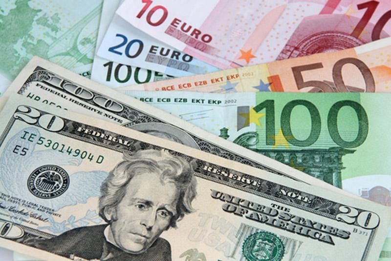 Turkey-US concerns weigh on Turkish lira