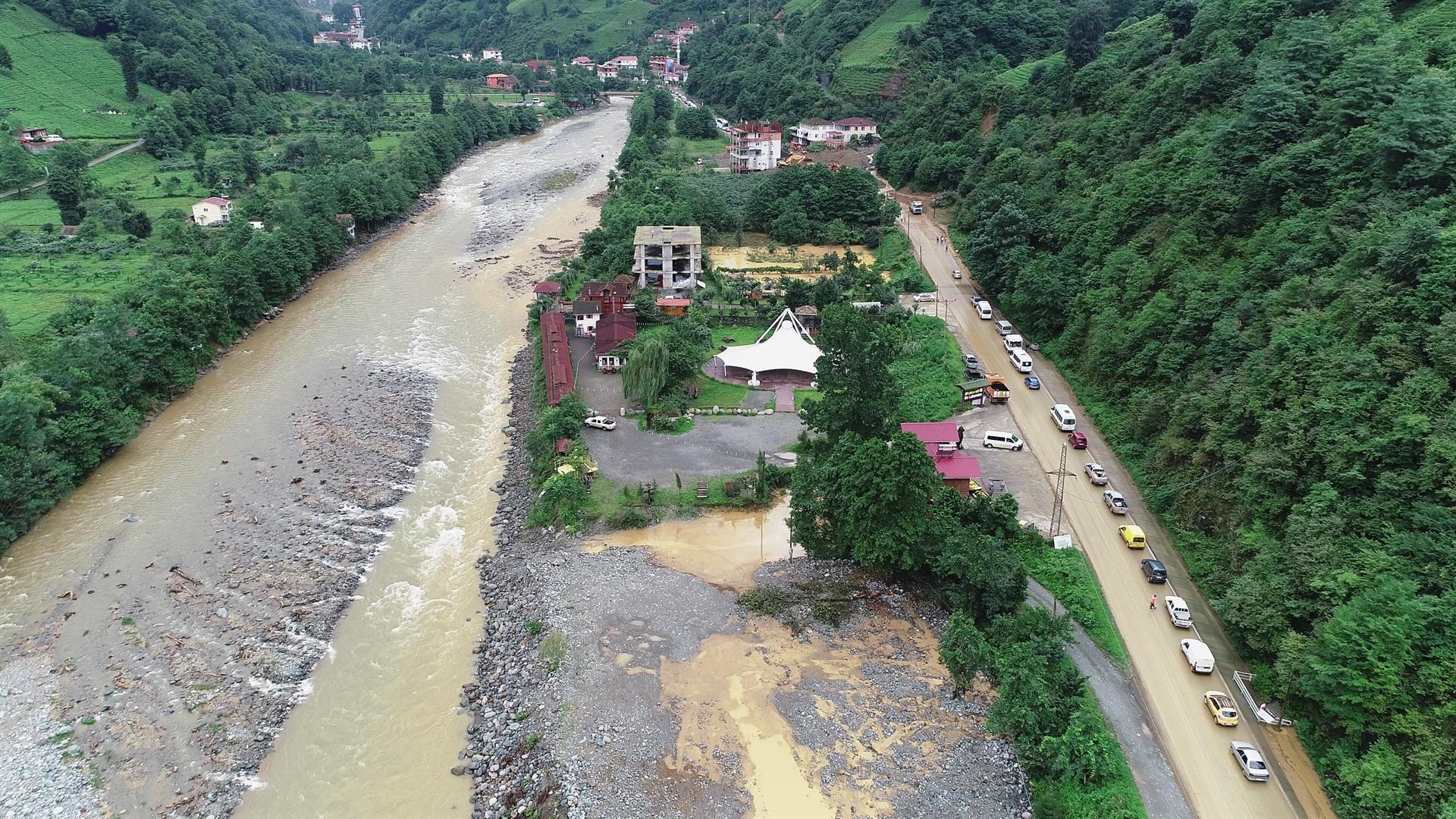 Flash floods kill one in Turkeys Black Sea province Ordu
