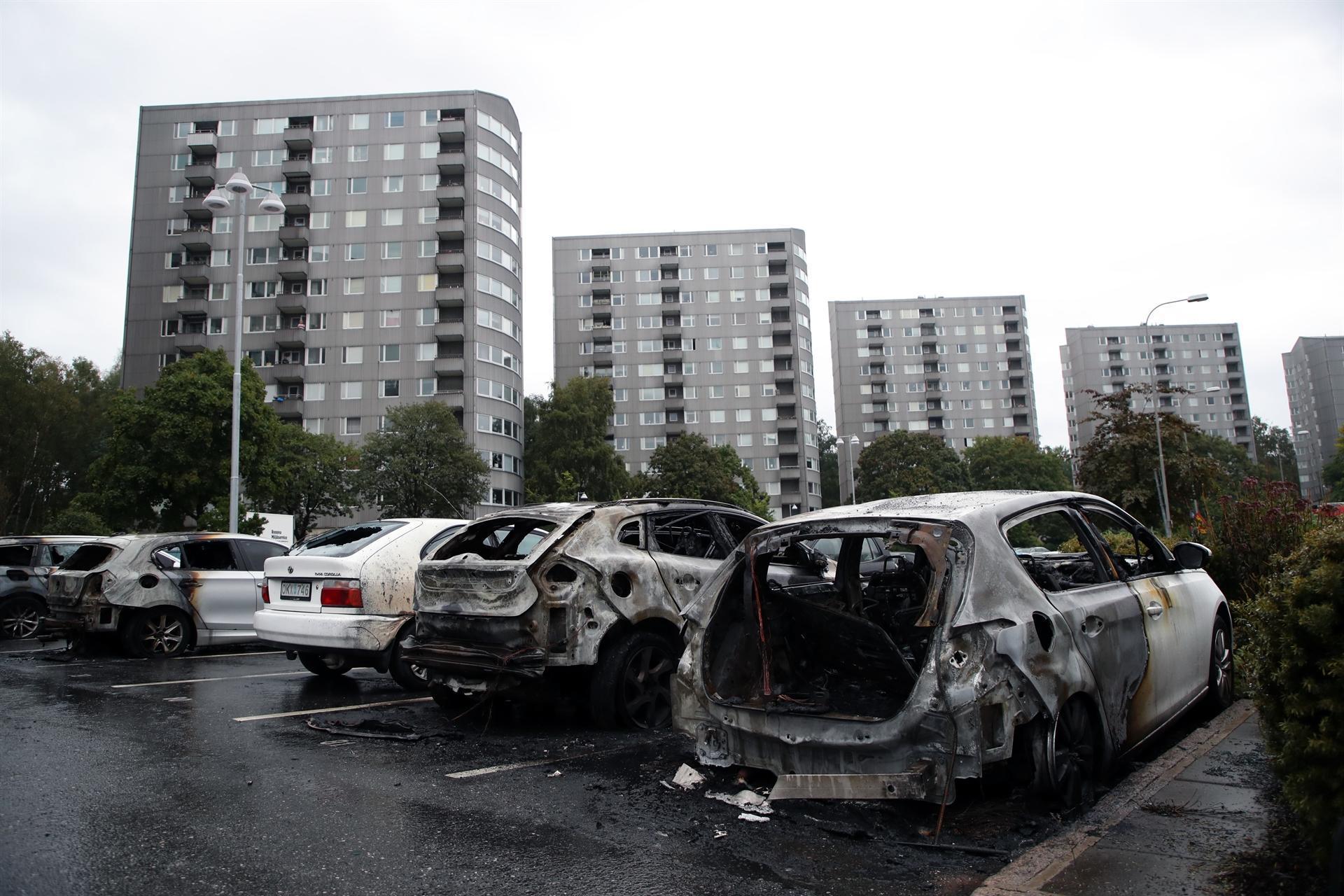 Swedish police say suspect in car fires arrested in Turkey