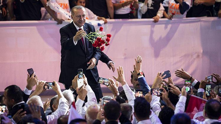 Ruling AKP reshuffles top management